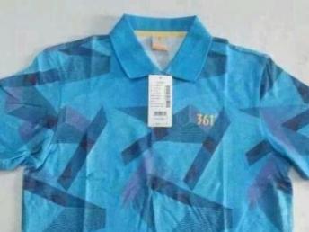 深圳服裝鞋帽箱包批發(fā)市場 斷碼清貨、尾貨折扣與運(yùn)動商務(wù)T恤批發(fā)的商機(jī)探索